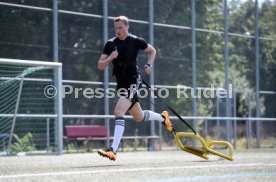 Fussball Bundesliga Schiedsrichter Martin Petersen