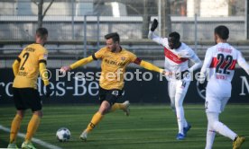 VfB Stuttgart - SG Dynamo Dresden