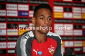 VfB Stuttgart Dennis Aogo