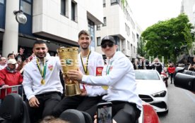 25.05.25 VfB Stuttgart Feier und Autokorso DFB-Pokal Sieg Stuttgart Schlossplatz