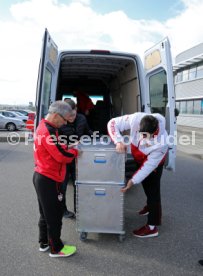 VfB Stuttgart Abflug Kurztrainingslager Mallorca am Flughafen Stuttgart