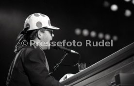 15.05.84 Elton John