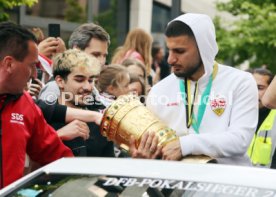 25.05.25 VfB Stuttgart Feier und Autokorso DFB-Pokal Sieg Stuttgart Schlossplatz