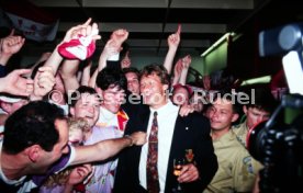 16.05.1992 VfB Stuttgart Meisterschaft Empfang Flughafen