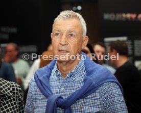 VfB Stuttgart Vorstellung Neues Ausw&auml;rtstrikot