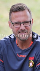 SG Sonnenhof Gro&szlig;aspach Trainer Sascha Hildmann