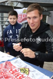 VfB Stuttgart Besuch Kindernachsorge Klinik Tannheim