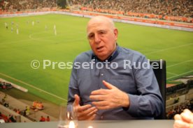 14.12.23 VfB Stuttgart Sebastian und Dieter Hoene&szlig;