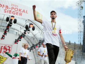 25.05.25 VfB Stuttgart Feier und Autokorso DFB-Pokal Sieg Stuttgart Schlossplatz