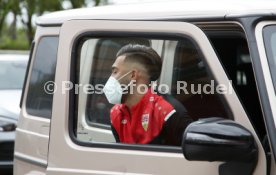 12.05.21 VfB Stuttgart Ankunft Spieler Quarant&auml;ne Trainingslager Wald-Hotel Stuttgart