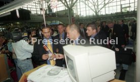 13.06.97 VfB Stuttgart Abflug Berlin DFB-Pokal Finale 1997
