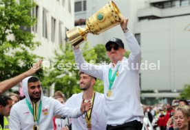 25.05.25 VfB Stuttgart Feier und Autokorso DFB-Pokal Sieg Stuttgart Schlossplatz