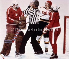 Olympia 1976 Eishockey Polen - BR Deutschland