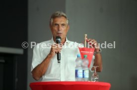 24.06.21 VfB Stuttgart Roter Tisch
