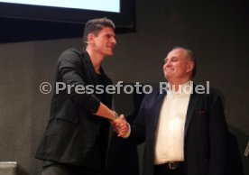 Podiumsdiskussion Stuttgart Liederhalle Wolfgang Dietrich, Mario Gomez, Uli Hoene&szlig;