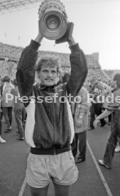 03.05.86 DFB-Pokal Finale FC Bayern M&uuml;nchen - VfB Stuttgart