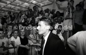 16.05.1992 VfB Stuttgart Meisterschaft Empfang Flughafen
