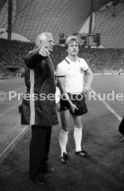 03.06.80 Sepp Maier Abschiedsspiel FC Bayern M&uuml;nchen - Deutsche Fussball Nationalmannschaft