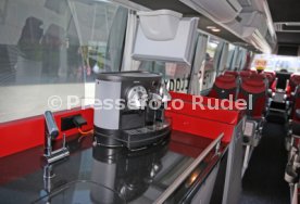 VfB Stuttgart Vorstellung Neuer Mannschaftsbus