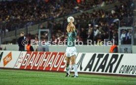 25.04.1990 Deutschland - Uruguay