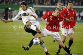 Deutschland - Norwegen Gomez gegen Brede Hangeland