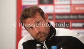 VFB Stuttgart Pressekonferenz mit Trainer Markus Weinzierl