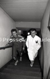 22.01.94 Pressekonferenz Oliver M&ouml;ller Hamburger SV nach Attenat in Stuttgart