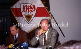16.01.90 VfB Stuttgart PK Vorstellung Manager Hoene&szlig;