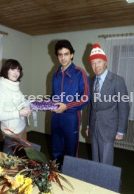 01.10.78 VfB Stuttgart Hansi M&uuml;ller Bravo Gold Otto