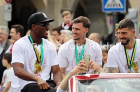 25.05.25 VfB Stuttgart Feier und Autokorso DFB-Pokal Sieg Stuttgart Schlossplatz