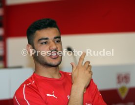 VfB Stuttgart Ozan Kabak