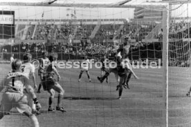 23.04.88 VfB Stuttgart - Bayer 05 Uerdingen