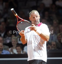 Porsche Tennis Grand Prix 2015