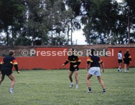 01.06.86 DFB Training Galindo