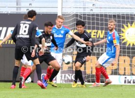 Fu&szlig;ball  2.Bundesliga Holstein Kiel vs. VfB Stuttgart