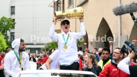 25.05.25 VfB Stuttgart Feier und Autokorso DFB-Pokal Sieg Stuttgart Schlossplatz