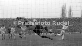 08.03.75 VfB Stuttgart - Hamburger SV
