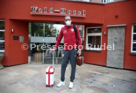 12.05.21 VfB Stuttgart Ankunft Spieler Quarant&auml;ne Trainingslager Wald-Hotel Stuttgart