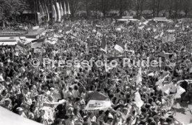 17.05.1992 VfB Stuttgart Meisterschaft Empfang im Stadion