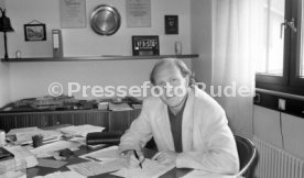 02.04.90 VfB Stuttgart Dieter Hoene&szlig;