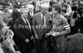 03.06.80 Sepp Maier Abschiedsspiel FC Bayern M&uuml;nchen - Deutsche Fussball Nationalmannschaft
