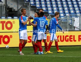 Fu&szlig;ball  2.Bundesliga Holstein Kiel vs. VfB Stuttgart