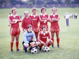 15.07.77 FC Bayern M&uuml;nchen Fototermin 1977/1978
