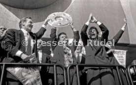 17.05.1992 VfB Stuttgart Meisterschaft Empfang im Stadion