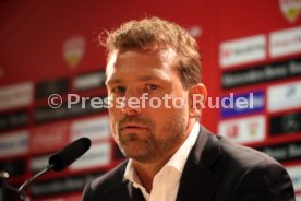 VfB Stuttgart PK Vorstellung Trainer Weinzierl