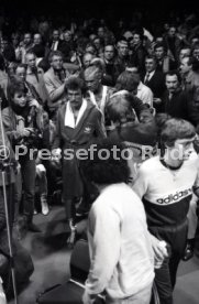 02.12.83 Boxen Rene Weller