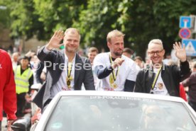 25.05.25 VfB Stuttgart Feier und Autokorso DFB-Pokal Sieg Stuttgart Schlossplatz