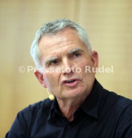 VfB Stuttgart Wolfgang Dietrich