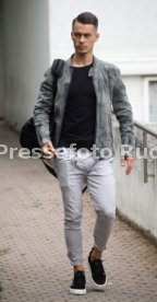 VfB Stuttgart Spieler am Parkplatz