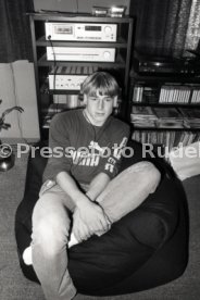 05.12.83 Stuttgarter Kickers J&uuml;rgen Klinsmann